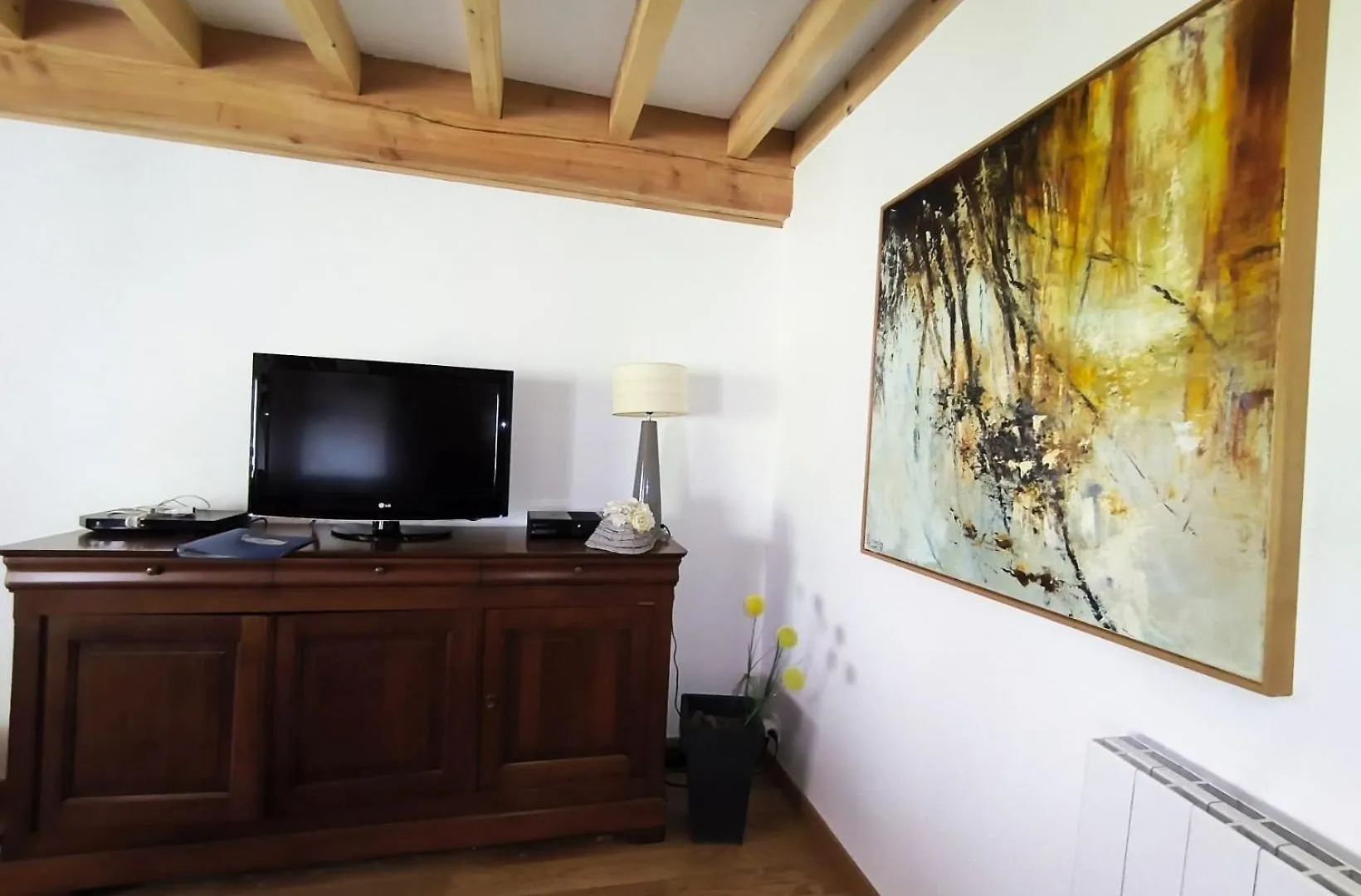 Jongieux Charmante Maison Avec Jardin Au Coeur Du Vignoble Savoyard בית נופש